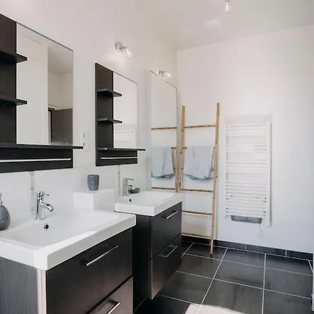 Coeur De #h3 - Wifi Et Netflix - Lave Linge - Partage - Privee Pensionat Cholet